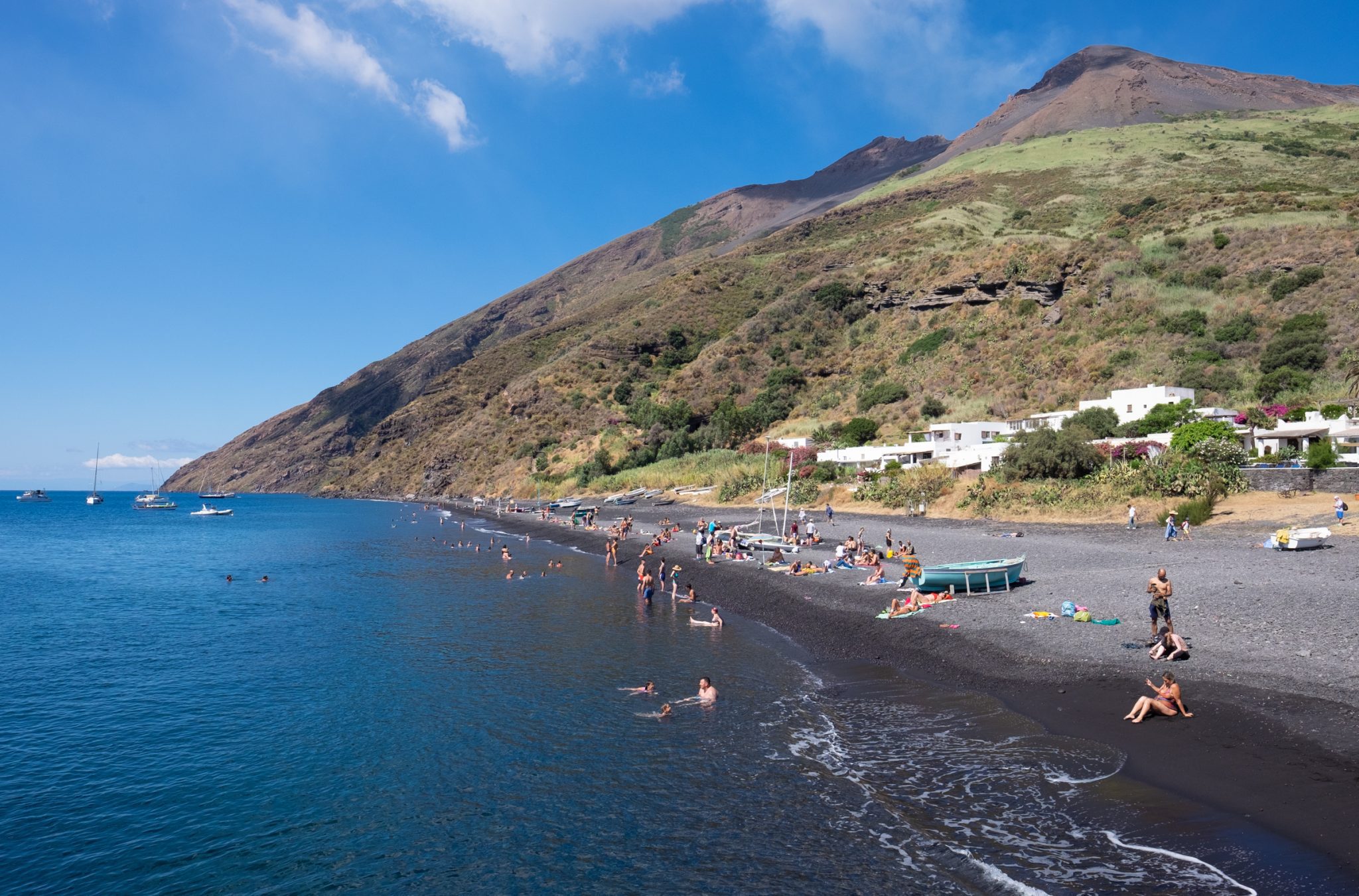 Aeolian Islands, Guide Travel Detailed Sicily: A